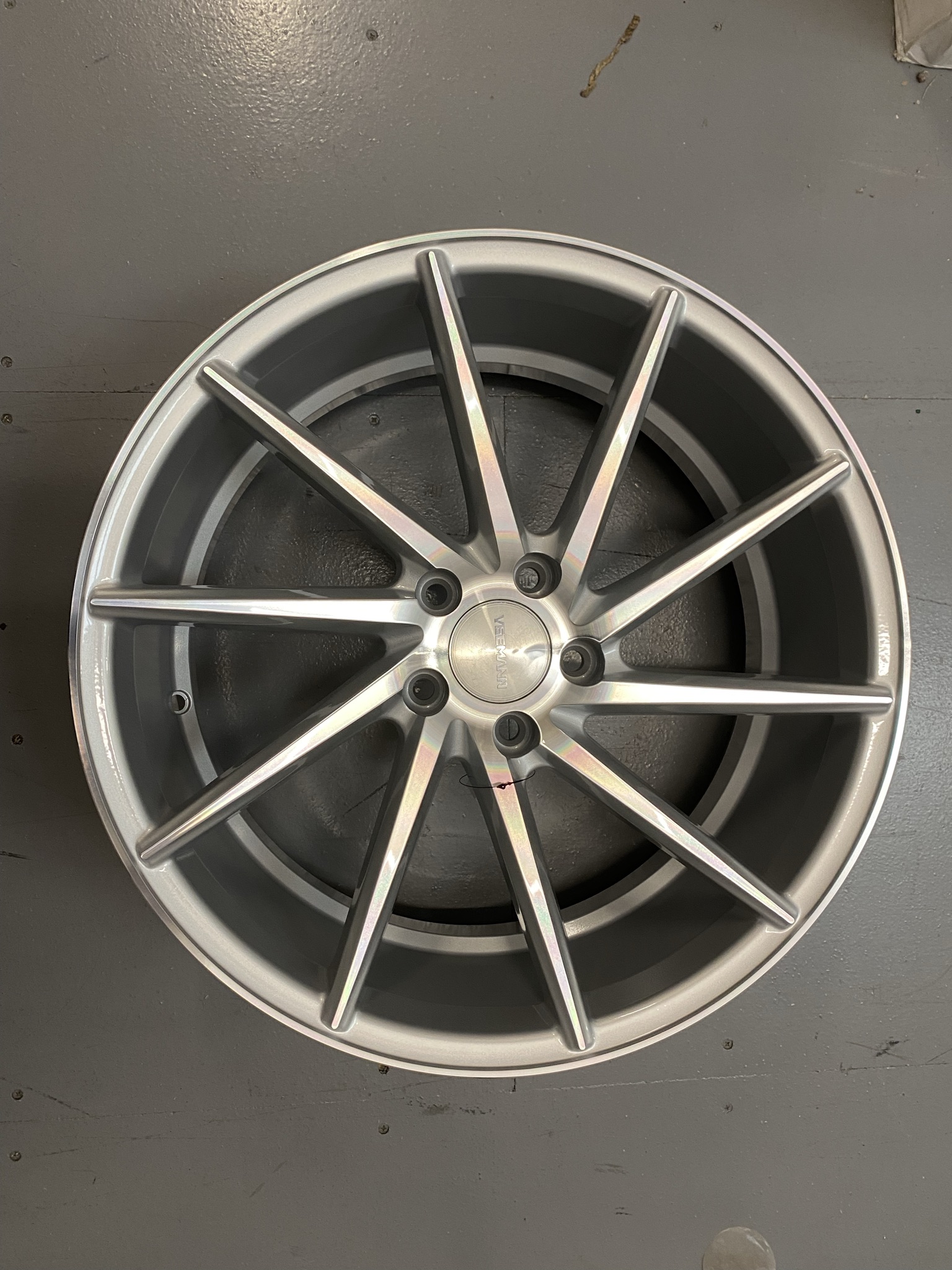 NEW 18" VEEMANN V-FS10 DIRECTIONAL CONCAVE ALLOY WHEELS IN SILVER WITH POLISHED FACE, WIDER 9" REARS