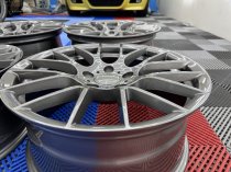 NEW 18 INCH 359 STYLE ALLOY WHEELS IN GLOSS GUNMETAL, WIDER 9" REARS 5x120