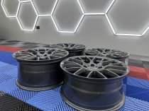 NEW 18 INCH 359 STYLE ALLOY WHEELS IN GLOSS GUNMETAL, WIDER 9" REARS 5x120