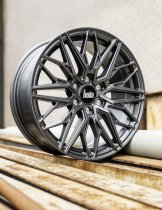 New 18 Inch Bola Vansport B32 Alloy Wheels In Matt Gunmetal, 1150kg Load, Mercedes Sprinter / VW Crafter Vans 6x130