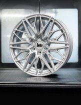New 18 Inch Bola Vansport B32 Alloy Wheels In Crystal Silver, 1150kg Load, Mercedes Sprinter / VW Crafter Vans 6x130