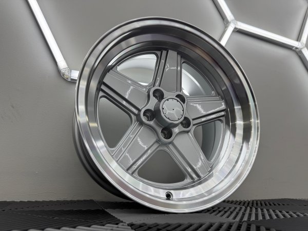 New 17 Inch Penta Style Alloy Wheels In Silver With Polished Deep Dish, Deeper 9" Rear Mercedes SL SEC 5x112