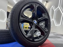 Used 18 Inch Genuine BMW Style 320 5 Spoke Alloy Wheels, E84 X1 F30 3 Series, Fully Refurbished In Gloss Black inc Part Worn Tyres 5x120