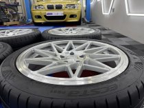 New 20 Inch Veemann V-FS35 Alloy Wheels In Silver Machined With Used Kumho Tyres For Vw Transporter T5 T6 5x120