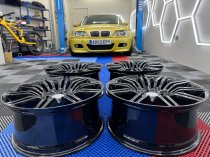 New 19 Inch Spyder Style Alloy Wheels In Gloss Black With Deeper 9.5" Rears Suit BMW E60 5x120
