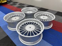 New 18 Inch , Alpin Classic Style Alloy Wheels In Silver With Deep Dish And Deeper 9.5" Rears 5x120