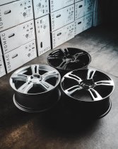 New 15 Inch Romac Edge Flow Formed Alloy Wheels in Gloss Black 4x100