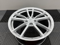 New 19 Inch VW Golf Pretoria Style Alloy Wheels In Silver 5x112