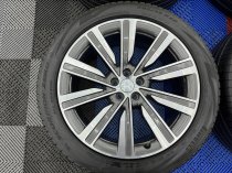 Used 22 Inch Genuine Landrover Range Rover L460 Sport Style 1073 Alloy Wheels Inc Pirelli Tyres , L405 , Discovery L462 5x120