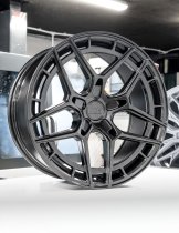 New 19 Inch Bola FLQ Alloy Wheels In Gloss Gunmetal, Wider Rear Option