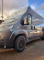 New 16 Inch Rogue Revolution Alloy Wheels In Satin Black With Bronze Lip 1500kg Load Rating Ford Transit Custom 5x160