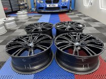 Used 20 Inch Genuine Bmw Style 759 Individual Alloy Wheels,G30 G31 5 Series, Recently Refurbished In Gloss Black, Wide Rear 5x112
