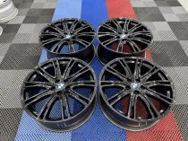 Used 20 Inch Genuine Bmw Style 759 Individual Alloy Wheels,G30 G31 5 Series, Recently Refurbished In Gloss Black, Wide Rear 5x112