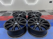 Used 20 Inch Genuine Bmw Style 759 Individual Alloy Wheels,G30 G31 5 Series, Recently Refurbished In Gloss Black, Wide Rear 5x112