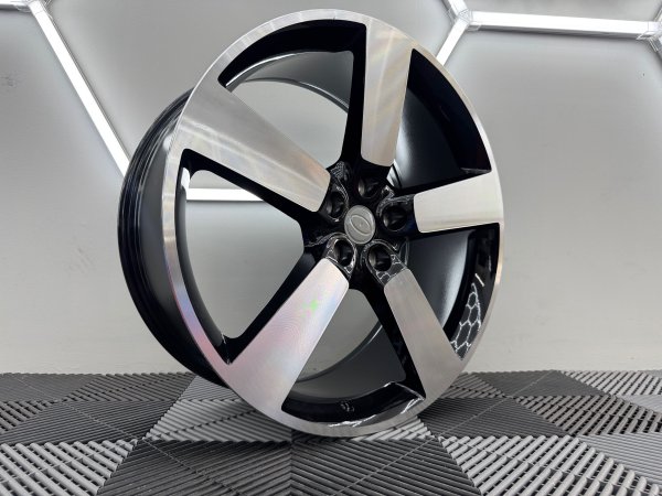 New 22 Inch 5098 Style Land Rover Defender Alloy Wheels in Gloss Black With Polished Face 5x120