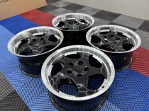 New 17 Inch Throwing Star M5 Style Alloy Wheels In Gloss Black With Polished Dish And Deeper 9" Rears 5x120