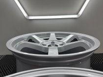 New 18 Inch Fox PF5 Flow Forged Alloy Wheels In Ice Silver, Wider 9" Rear Option BMW 5x120