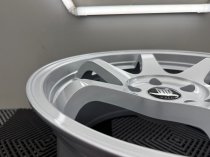 New 18 Inch Fox PF5 Flow Forged Alloy Wheels In Ice Silver, Wider 9" Rear Option BMW 5x120