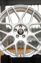 New 18 Inch Fox PF3 Alloy Wheels In Satin Silver BMW 5x120