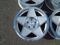 NEW 18" 3SDM 0.05 ALLOY WHEELS IN SILVER WITH POLISHED FACE