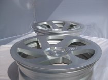 NEW 18 INCH 3SDM 0.06 ALLOY WHEELS IN SILVER WITH POLISHED FACE AND DEEPER CONCAVE 9.5" REAR OPTION 5x100