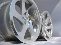 NEW 18 INCH 3SDM 0.06 ALLOY WHEELS IN SILVER WITH POLISHED FACE AND DEEPER CONCAVE 9.5" REAR OPTION 5x112