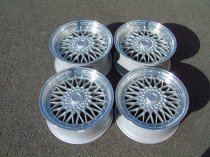 NEW 18 INCH DARE DR RS ALLOY WHEELS IN SILVER WITH POLISHED DISH AND GOLD RIVETS, DEEP DISH 9.5" REAR OPTION