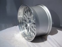 NEW 20 INCH LM STYLE ALLOY WHEELS IN SILVER WITH POLISHED DISH AND VERY DEEP 10.5" REARS 5x120