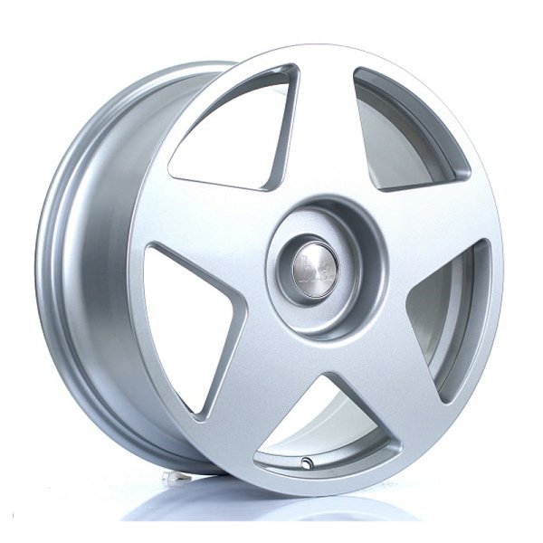 NEW 18 INCH BOLA B10 ALLOY WHEELS IN CRYSTAL SILVER