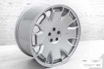 NEW 18" ISPIRI CSR2 ALLOY WHEELS IN PURE SILVER WITH POLISHED LIP AND DEEPER CONCAVE 9.5" REAR OPTION