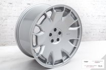 NEW 18 INCH ISPIRI CSR2 ALLOY WHEELS IN PURE SILVER WITH POLISHED LIP AND DEEPER CONCAVE 9.5" REAR 5x100