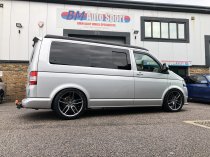 NEW 20 INCH VEEMANN V-FS28 ALLOY WHEELS IN GLOSS GRAPHITE WITH DEEP CONCAVE 10" REARS 5x120