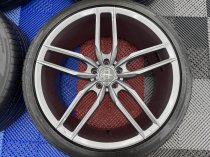 NEW 22 INCH VEEMANN V-FS28 ALLOY WHEELS IN GLOSS GRAPHITE WITH DEEPER CONCAVE 10.5" REARS INCLUDING PART WORN TYRES 5x120