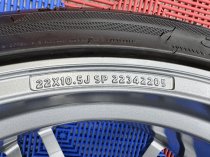 NEW 22 INCH VEEMANN V-FS28 ALLOY WHEELS IN GLOSS GRAPHITE WITH DEEPER CONCAVE 10.5" REARS INCLUDING PART WORN TYRES 5x120