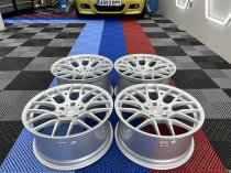 NEW 18 INCH VEEMANN VC359 M359 Y SPOKE ALLOY WHEELS IN QUARTZ SILVER WITH DEEPER CONCAVE 9.5" REARS 5x120