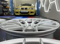 NEW 18 INCH VEEMANN VC359 M359 Y SPOKE ALLOY WHEELS IN QUARTZ SILVER WITH DEEPER CONCAVE 9.5" REARS 5x120