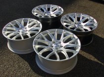 NEW/USED 19 INCH ZITO 935 ALLOY WHEELS IN HYPER SILVER WITH DEEPER CONCAVE 9.5" REARS 5x112