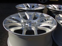 NEW/USED 19 INCH ZITO 935 ALLOY WHEELS IN HYPER SILVER WITH DEEPER CONCAVE 9.5" REARS 5x112