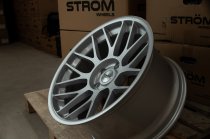 NEW 19 INCH STROM STR2 ALLOY WHEELS IN QUARTZ SILVER WITH DEEPER CONCAVE 9.5" OR 10" REARS 5x120