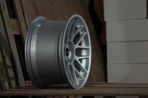 NEW 19 INCH STROM STR2 ALLOY WHEELS IN QUARTZ SILVER WITH DEEPER CONCAVE 9.5" REAR OPTION 5x120