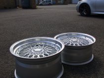 NEW 18" RS STYLE ALLOY WHEELS IN SILVER WITH POLISHED DISH AND CHROME RIVETS, DEEPER 9.5" REAR