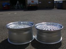 NEW 18 INCH DARE DR RS / OEMS RS ALLOY WHEELS IN SILVER WITH POLISHED DISH AND CHROME RIVETS, DEEPER 9.5" REAR 5x112/100