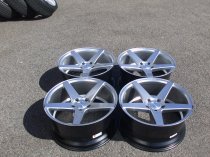 NEW 19 INCH ISPIRI ISR5 ALLOY WHEELS IN HYPER SILVER WITH DEEP CONCAVE 9.5" ALL ROUND 5x120