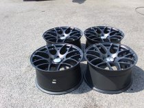 NEW 18 INCH ISPIRI ISR1 ALLOY WHEELS IN MATT BLACK WITH DEEP CONCAVE 9.5" ET45 ALL ROUND 5x112