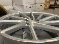 NEW 18 INCH VEEMANN V-FS10 DIRECTIONAL ALLOY WHEELS IN SILVER MACHINED WITH DEEPER CONCAVE 9" REAR 5x112