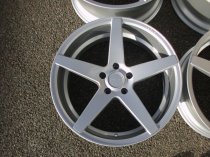 NEW 20 INCH ISPIRI ISR5 ALLOY WHEELS IN QUARTZ SILVER WITH DEEPER CONCAVE 10″ REAR 5x120