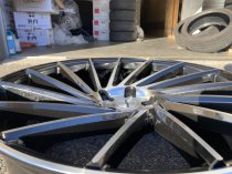 NEW 20 INCH RIVIERA RV135 DIRECTIONAL ALLOY WHEELS IN BLACK WITH POLISHED FACE, DEEPER CONCAVE 9.5" ALL ROUND 5x112