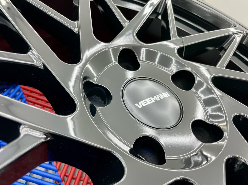 BM Autosport - NEW 20
