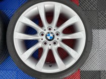 USED 18" GENUINE BMW STYLE 217 1 SERIES V SPOKE ALLOY WHEELS, FULLY REFURBED WIDE 8.5" REAR INC BRIDGESTONE RUNFLAT TYRES