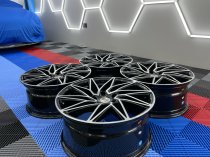 NEW 19 INCH STUTTGART ST20 ALLOY WHEELS IN GLOSS BLACK WITH POLISHED FACE, 8.5"et45 ALL ROUND 5x120